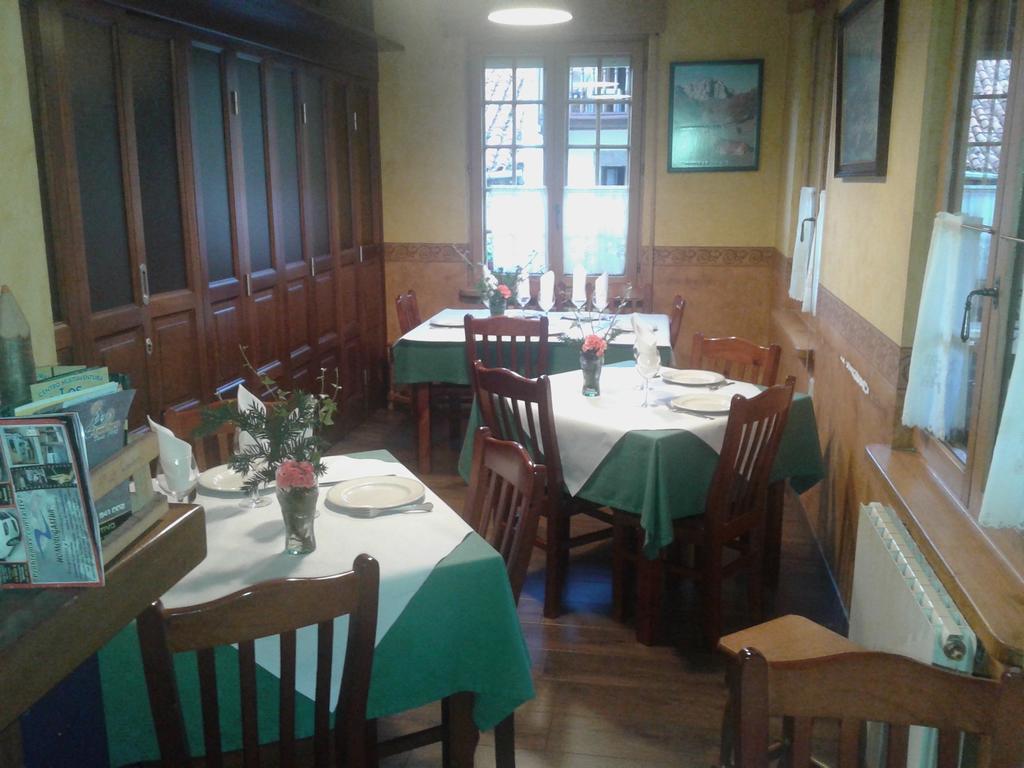 Hostal Les Bedules Oseja de Sajambre Zewnętrze zdjęcie